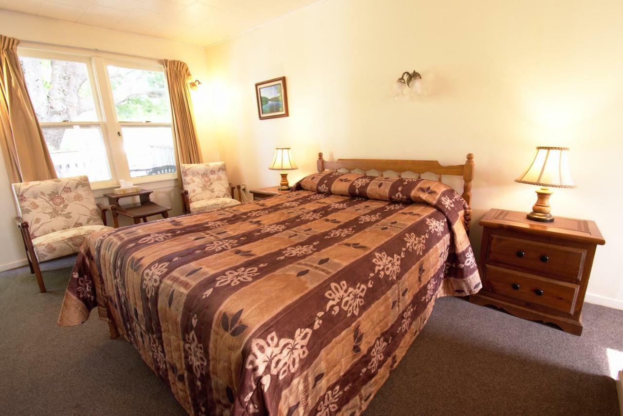Lakeview Lodge And Cottages Cavendish Ngoại thất bức ảnh